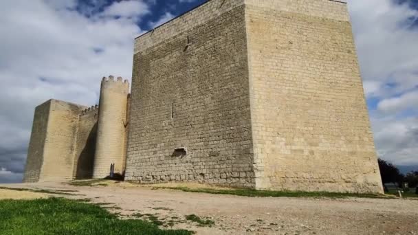 4Kのスペイン モンテレグレ カンポス バジャドリード カスティーリャ レオン州の13世紀の中世の城 — ストック動画