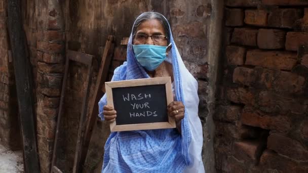 Old Indian Woman Message Wash Your Hands Dark Background — Vídeos de Stock