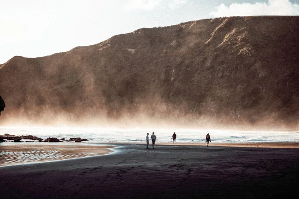 Bethells Sahili Yeni Zelanda Üzerinde Güzel Bir Gün Batımı Manzarası — Stok fotoğraf