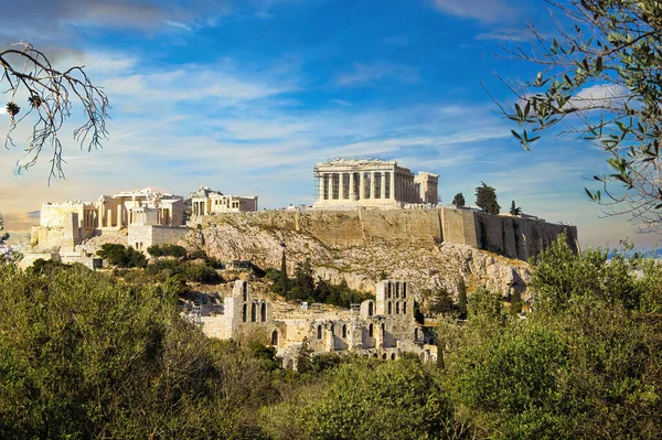 Acrópolis Atenas Con Partenón Templo Diosa Atenea Teatro Herodión Bajo —  Fotos de Stock