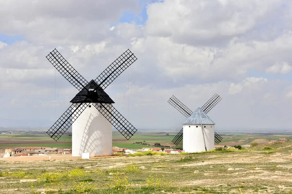 Ett Fascinerande Landskap Väderkvarnar Campo Criptana Spanien — Stockfoto