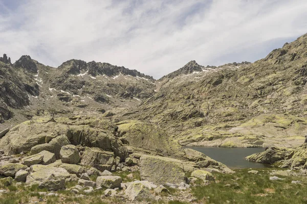 Прекрасний Знімок Гірського Каменя Сьєрра Гредос Іспанії — стокове фото