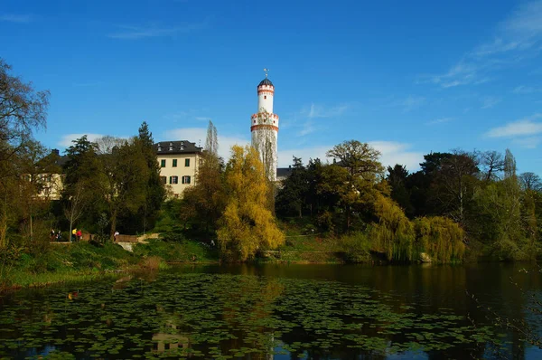 Bad Homburg Castello Con Torre Bianca Parco Del Castello Stagno — Foto Stock