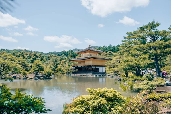 Híres Arany Templom Kinkaku Kiotóban Japánban — Stock Fotó