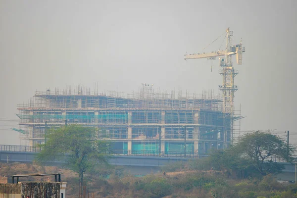 Hindistan Gurgaon Inşaat Halindeki Binaların Bulunduğu Aravali Çeşitlilik Biyoloji Parkından — Stok fotoğraf