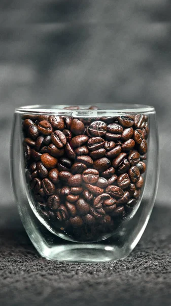 Primer Plano Granos Café Una Taza Transparente — Foto de Stock