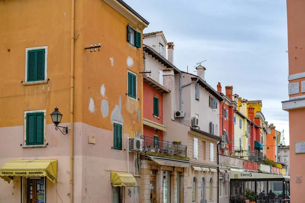 Rovinj Croácia Mar 2021 Colorido Ruas Cidade Velha Rovinj Ístria — Fotografia de Stock