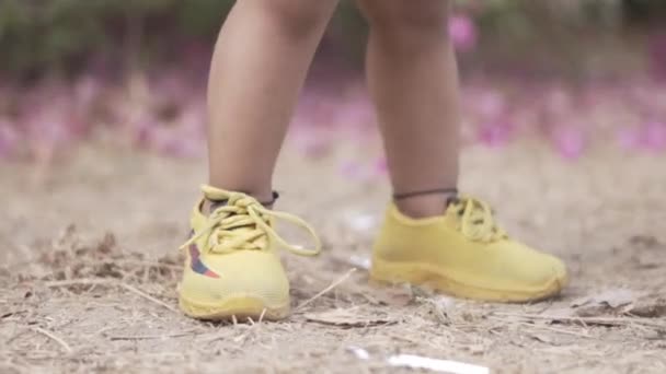 Closeup View Leg Child Yellow Shoes Outdoor Playing — Stock Video