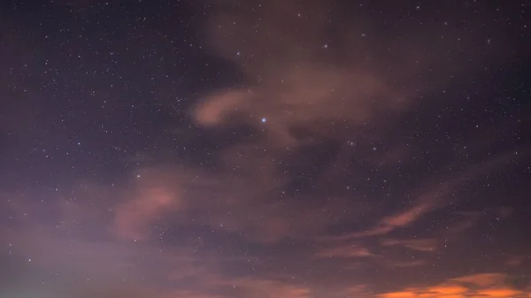 Een Betoverend Landschap Van Een Zonsondergang Hemel — Stockfoto