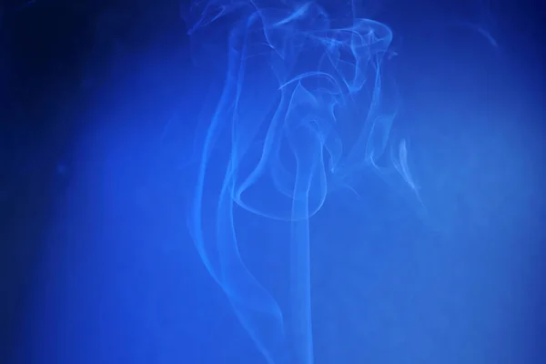 Abstraktní Kouř Modrém Pozadí — Stock fotografie
