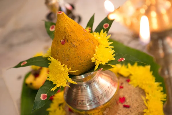 Decorative Metal Kalasha Metal Pot Green Leaves Coconut Indian Wedding — Stock Photo, Image