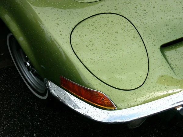 Back Part Green Vintage Car Raindrops Surface — Stock Photo, Image