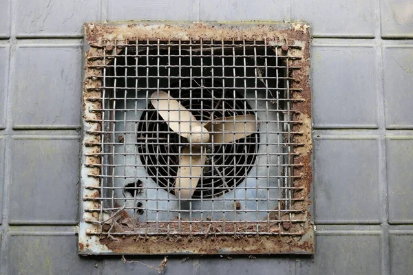 Gros Plan Ventilateur Rouillé — Photo