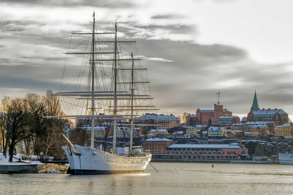 Large Ship Docks Stockholm Sweden Gray Clouds Beautiful Sky — Stock Photo, Image