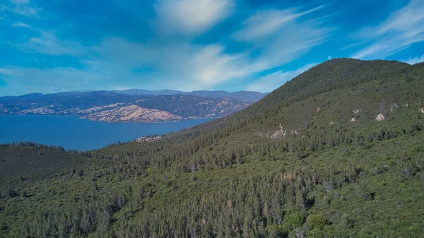 Kaliforniya Daki Clear Gölü Nün Havadan Çekilmiş Görüntüsü — Stok fotoğraf