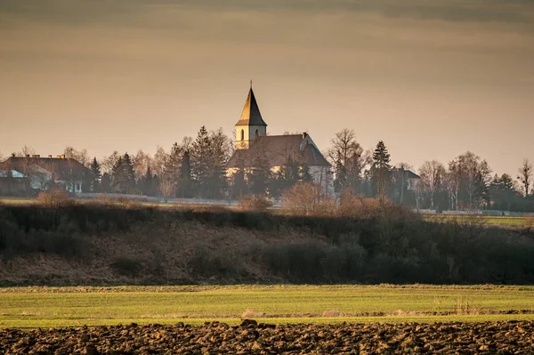 波兰Opolskie Voivodeship的Boguszyce村美丽的照片 — 图库照片