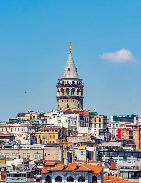 Colpo Verticale Della Torre Galata Gli Edifici Colorati Istanbul Turke — Foto Stock