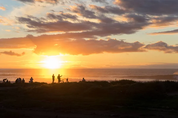 Beautiful Shot People Beach Sunset — Stock Photo, Image