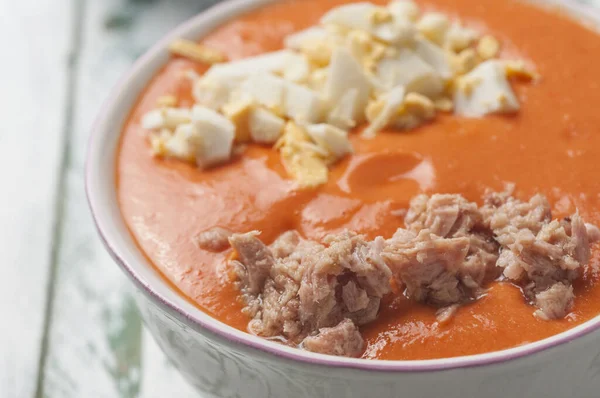西班牙冷西红柿汤的选择性集中拍摄 — 图库照片