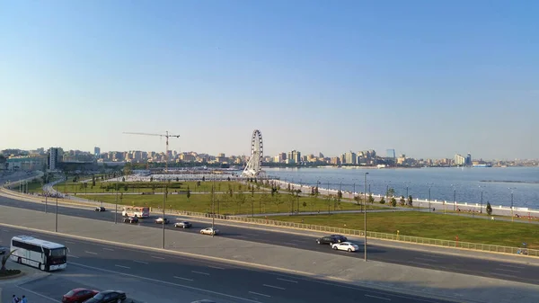 Baku Azerbaijan Apr 2016 Vackra Sevärdheter Baku Azerbajdzjan Solig Dag — Stockfoto