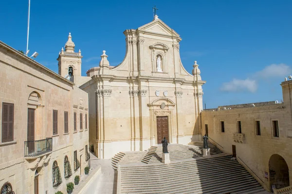 Talya Daki Eski Katedral — Stok fotoğraf