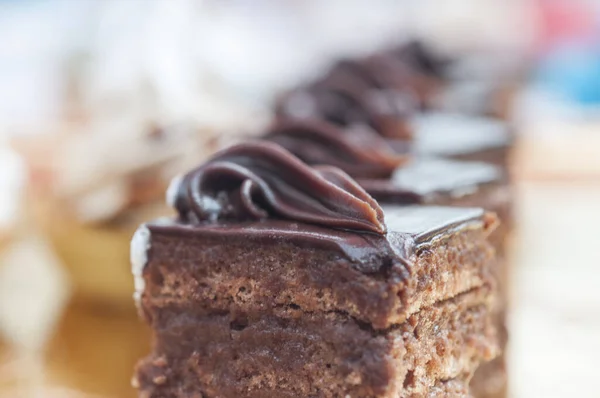 Closeup Shot Shortcakes Individually Wrapped Chocolate Filled Cream — Φωτογραφία Αρχείου