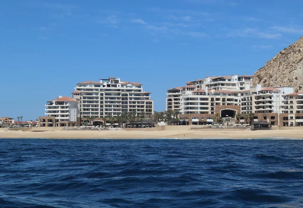 Krásný Záběr Oceánských Letovisek Skalnatými Horami Pozadí Los Cabos Mexiko — Stock fotografie