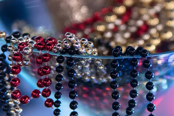 Selective Focus Shot Colorful Decorative Beads Drinking Glass — Stock Photo, Image