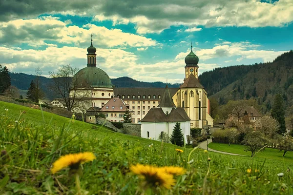 Sankt Trudpert Kloster Kulle Täckt Grönska Solljuset Munstertal Tyskland — Stockfoto