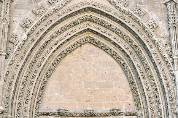 Closeup Detalhes Entrada Arco Pontiagudo Esculpida Catedral Palencia Palencia Espanha — Fotografia de Stock