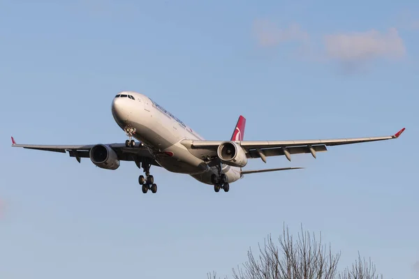 Londres Reino Unido Febrero 2020 Turkish Airlines Thy Acerca Aeropuerto — Foto de Stock