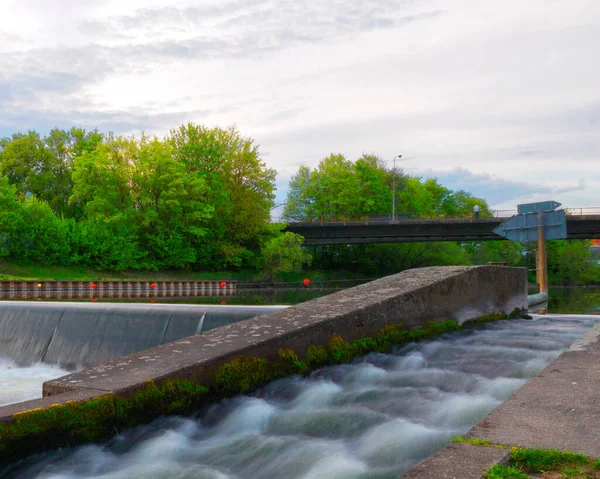 Beautiful Shot Dam Sunny Day — Stock Photo, Image