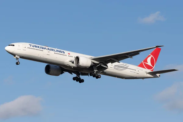 Лондон Объединенный Кингдом Февраля 2020 Года Turkish Airlines Thy Приближается — стоковое фото