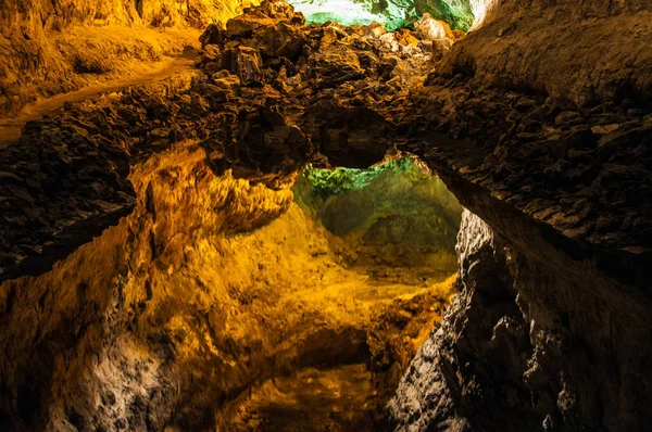 Zbliżenie Ujęcie Ściennej Tekstury Jaskini Cueva Los Verdes Punta Hiszpanii — Zdjęcie stockowe