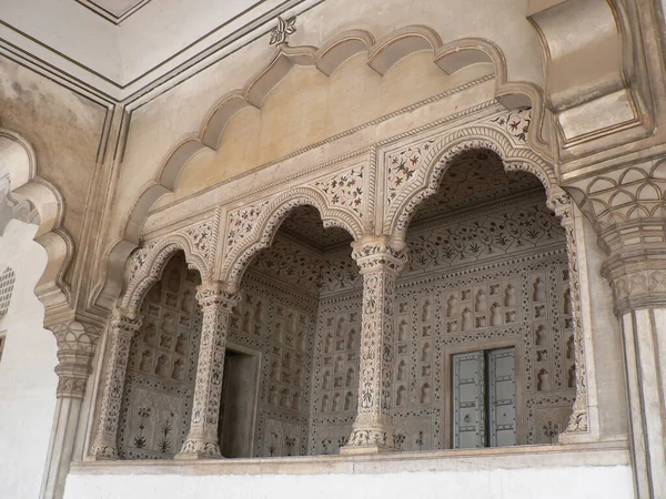 Είσοδος Στο Φρούριο Agra Agra Ινδία Περίπλοκη Λιθοδομή Και Διακοσμήσεις — Φωτογραφία Αρχείου