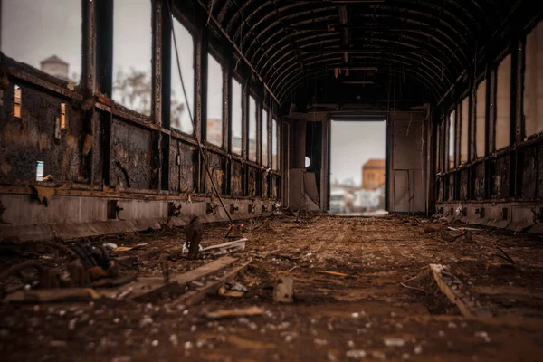 Viejo Tren Abandonado Roto Muy Sucio Montón Escombros Lugar Perdido — Foto de Stock