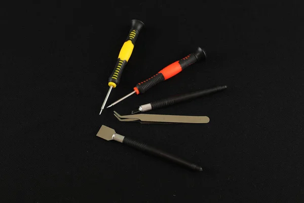 Closeup Screwdrivers Tweezer Metal Spudger Black Background — Stock Photo, Image