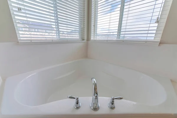 Minimalistic Bathroom Interior Design White Color Bathtub Overlooking Windows — Stock Photo, Image