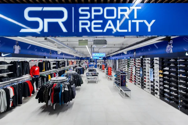Tuzla Bosnia Herzegovina Kasım 2019 Alışveriş Merkezinde Spor Giyim Mağazası — Stok fotoğraf