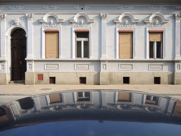 Facade Medieval Style House Its Reflection Visible Surface Foreground — Stock Photo, Image