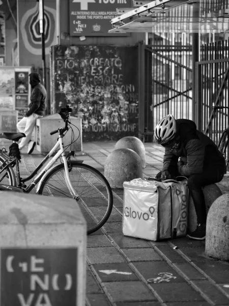 Genoa Italia Marzo 2021 Esperando Una Llamada Negocios —  Fotos de Stock