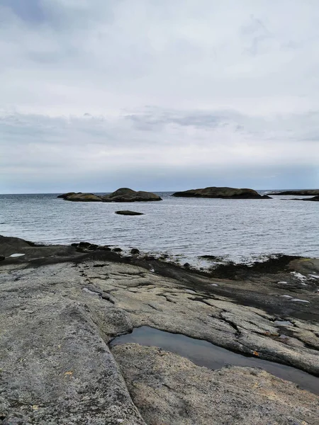 海の景色を望むノルウェー南部の海岸 — ストック写真