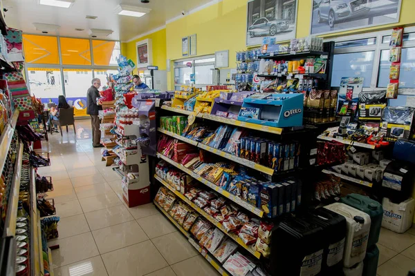 Brcko Bosnia Herzegovina May 2017 Interior Shot Market Caffe Gas — Stock Photo, Image