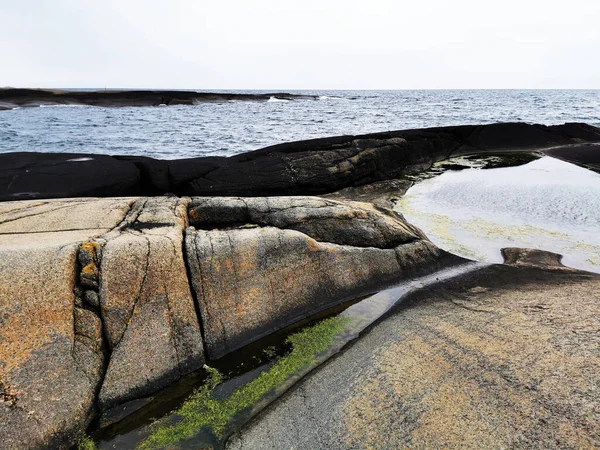 海の景色を望むノルウェー南部の海岸 — ストック写真