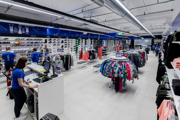 Tuzla Bósnia Herzegovina Novembro 2019 Tiro Loja Roupas Esportivas Shopping — Fotografia de Stock