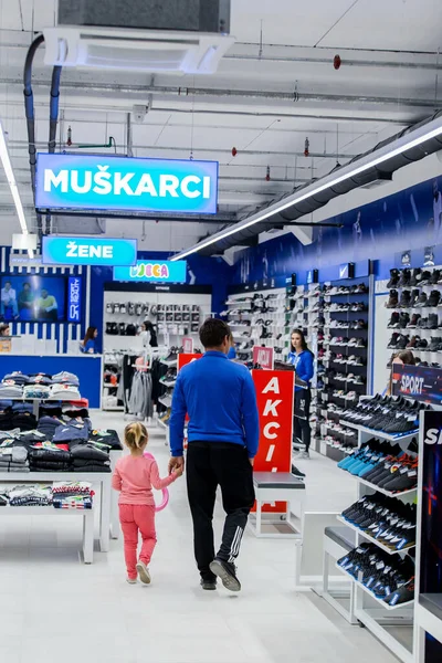 Brcko Bósnia Herzegovina Novembro 2019 Tiro Loja Roupas Esportivas Shopping — Fotografia de Stock