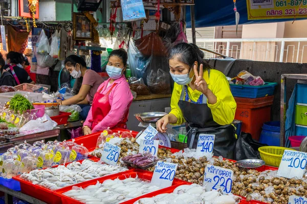 Pattaya Thailand May 2021 Covid Virus Crisis 판매자들은 타이의 길거리 — 스톡 사진