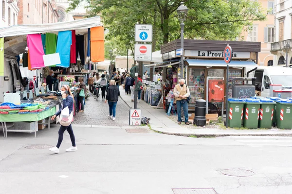 Cremona Italia Mayo 2021 Tiendas Ropa Comestibles Mercado Semanal Abierto — Foto de Stock