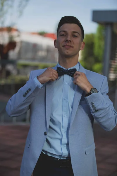 Vertical Shot White Caucasian Man Wearing Classic Blue Suit Posing — ストック写真