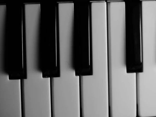 Primo Piano Una Tastiera Pianoforte — Foto Stock